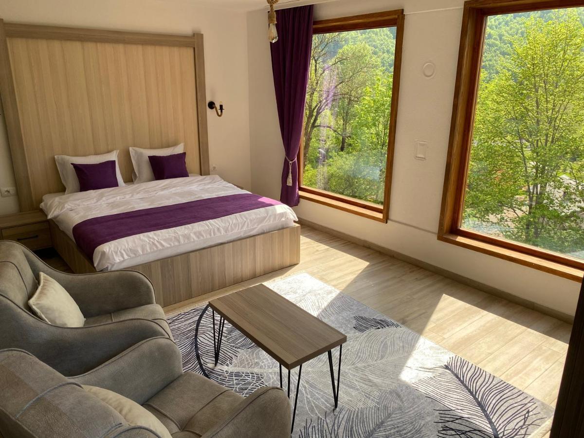 Chalet Kujta Peje Extérieur photo