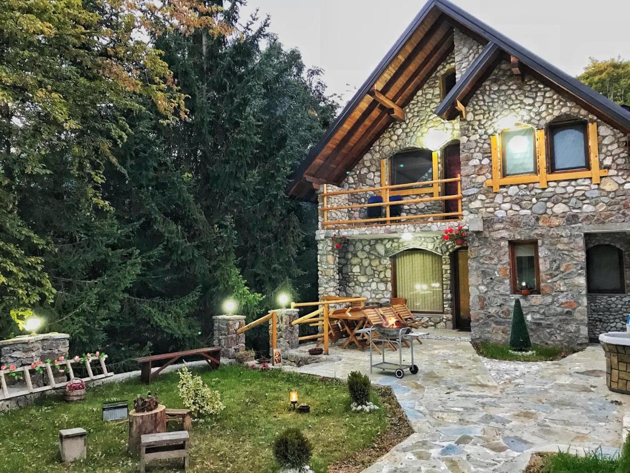 Chalet Kujta Peje Extérieur photo