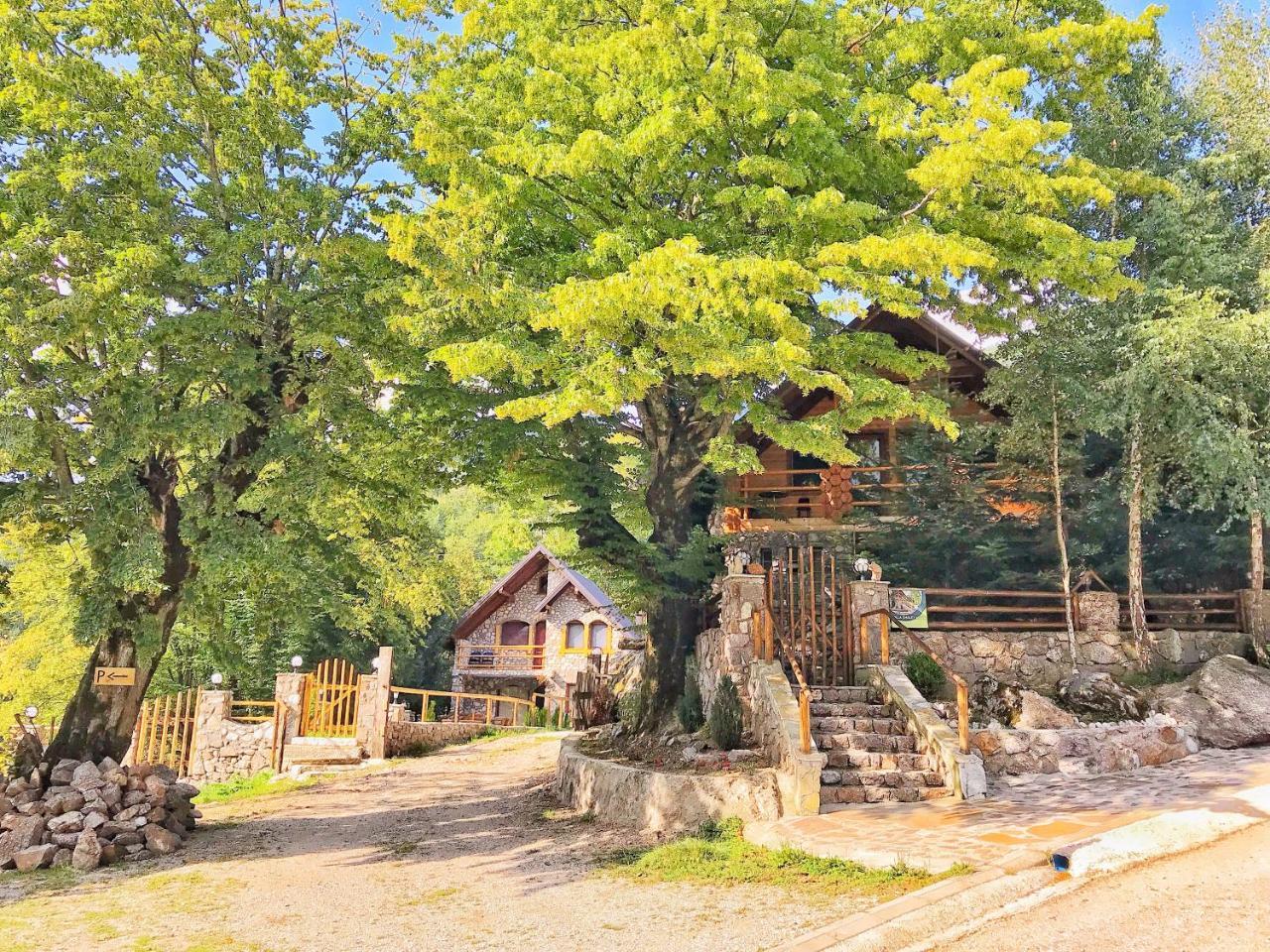 Chalet Kujta Peje Extérieur photo